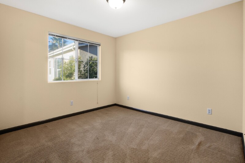 Building Photo - 151 Candela Cir