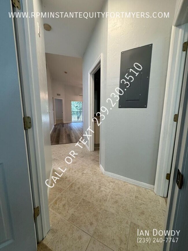 Building Photo - 4109 Bellasol Cir