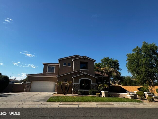 Building Photo - 502 E Kaibab Pl