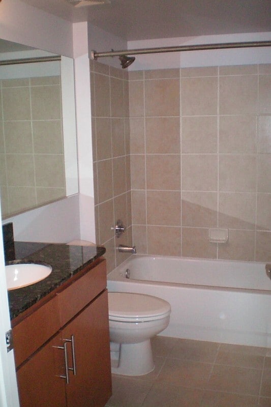 Building Photo - 915 E St NW