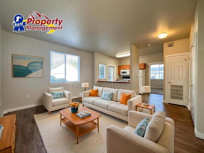 Building Photo - 272 W Mallard Dr