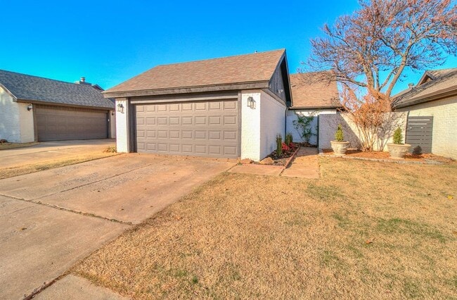Building Photo - 3813 Ives Way