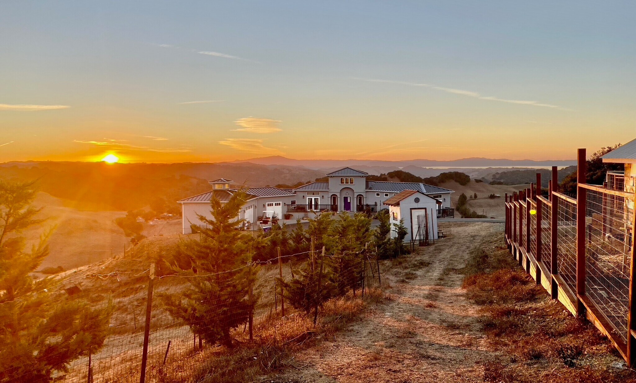 Building Photo - 109 Rancho de la Rosa
