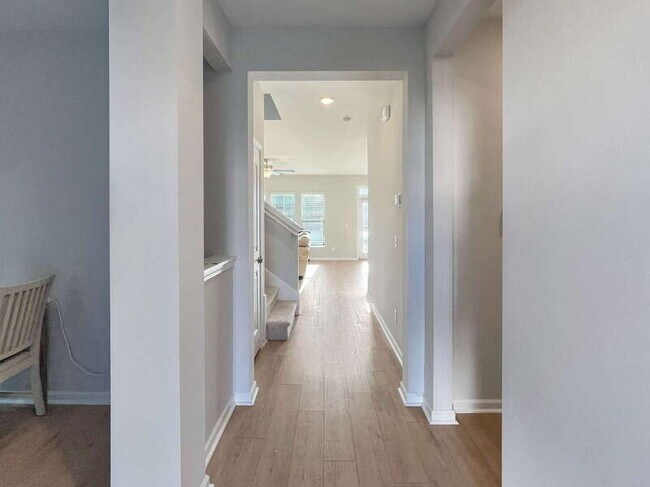 Building Photo - 44 Jazz Dr