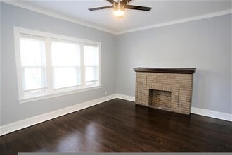 Building Photo - 1 bedroom in Chicago IL 60640