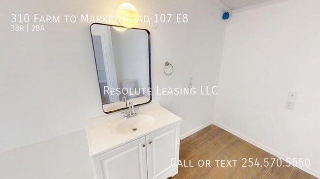 Building Photo - 310 FM107