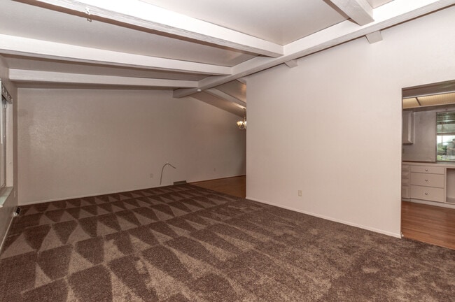 Building Photo - 6674 Braun Ct
