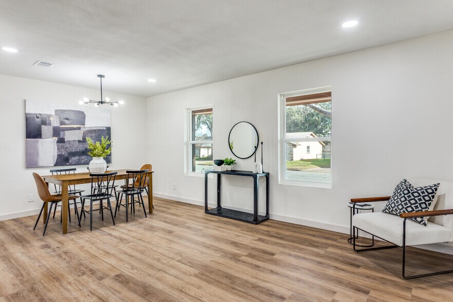 Building Photo - 2920 Choctaw Trl