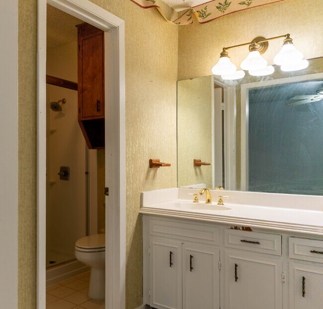 Building Photo - "Charming 3-Bed, 2-Bath Home in Copperas Cove – walking distance to local schools!"