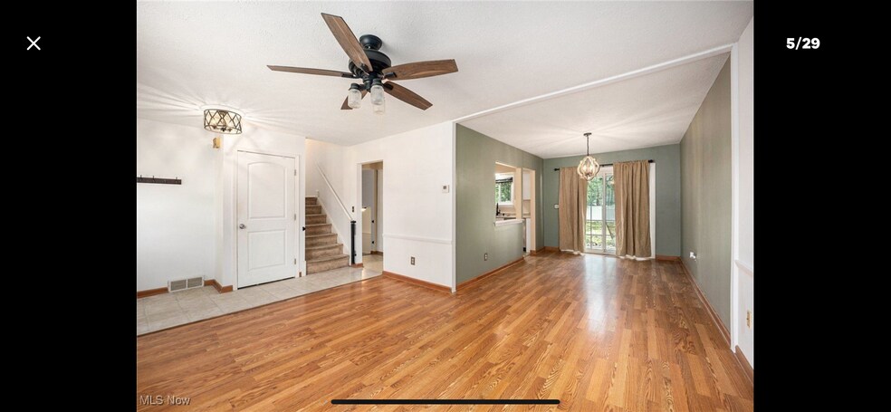 Primary Photo - 6192 Jaycox Rd