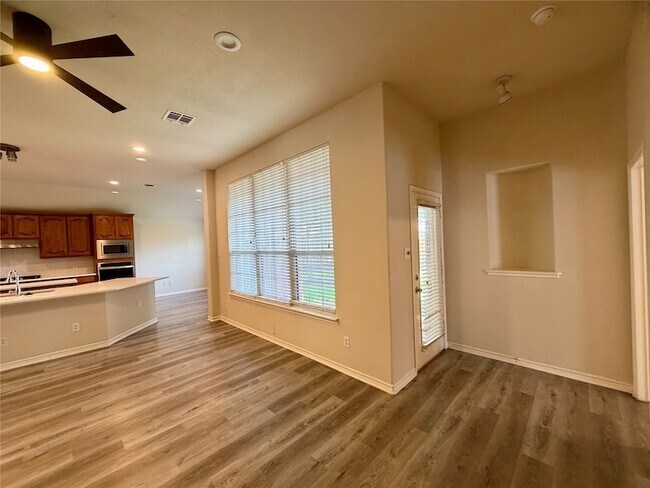 Building Photo - 8301 Blacktail Trail