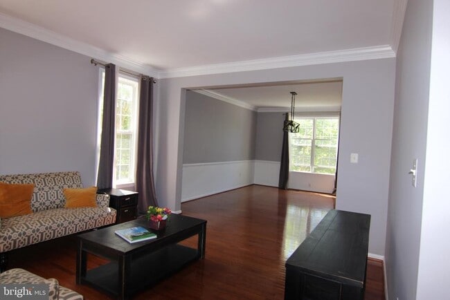 Building Photo - 25783 Fenian Ct