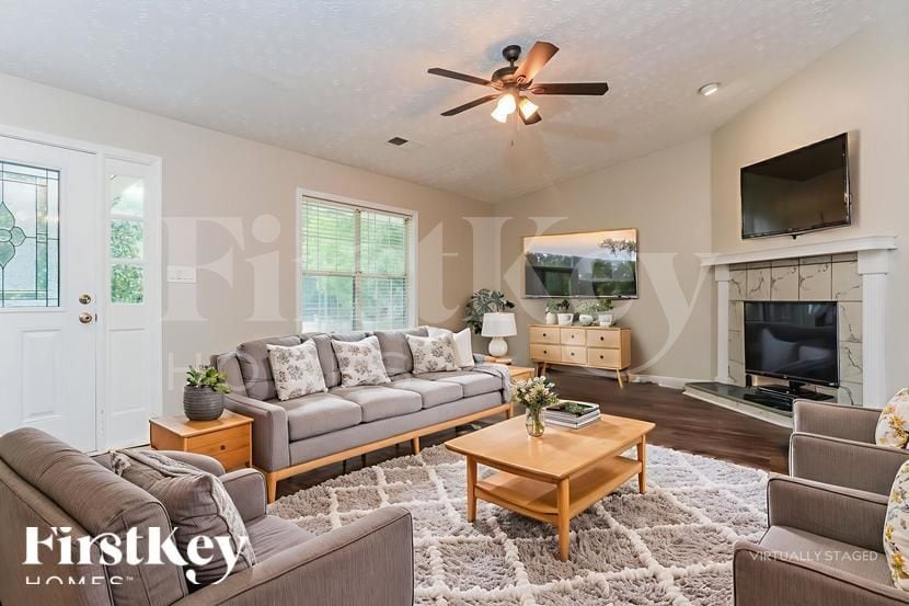 Building Photo - 1999 Bullock Trail