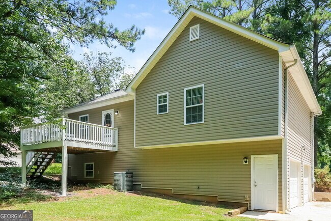Building Photo - 4671 Tradewinds Ct