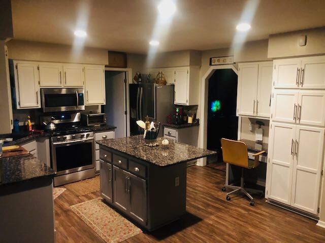 Building Photo - 2521 Williams Dr