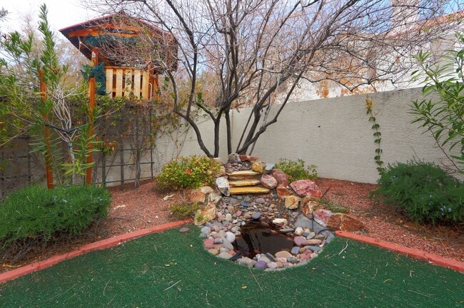Building Photo - Fabulous Summerlin  Home!