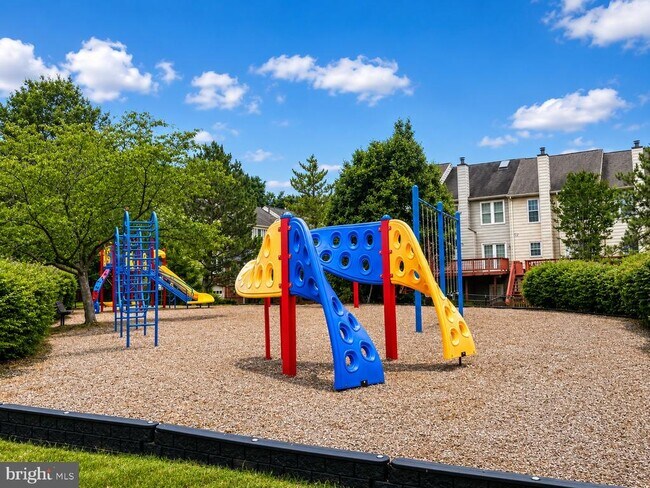 Building Photo - 6001 Mersey Oaks Way