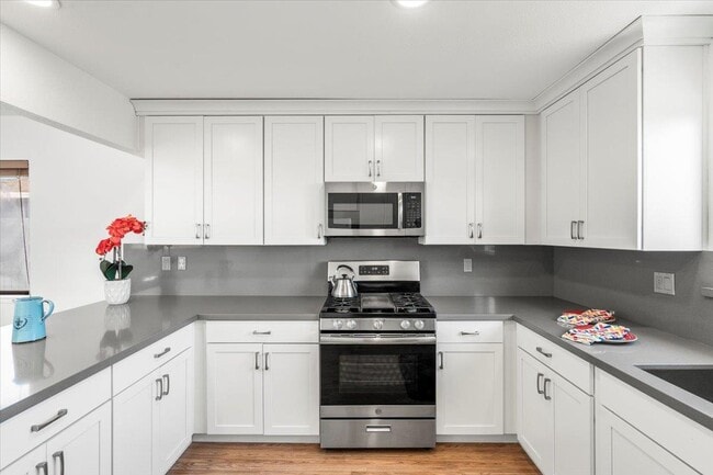 Building Photo - 1854 Pound Ln