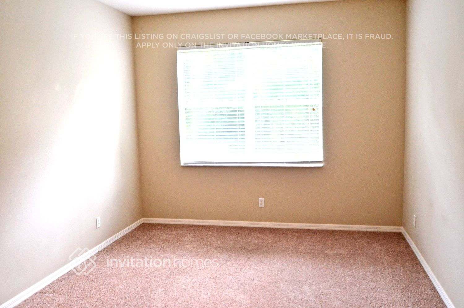 Building Photo - 20407 Sultana Ct