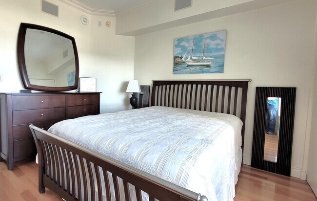 Building Photo - 3700 S Ocean Blvd