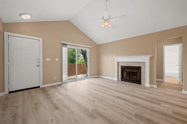 Building Photo - 16016 Fitchburg Cir