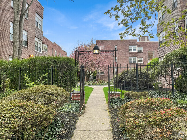 Building Photo - Sedgwick Gardens