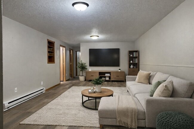 Building Photo - 2736-33 1/2 33 1/2 Ave S