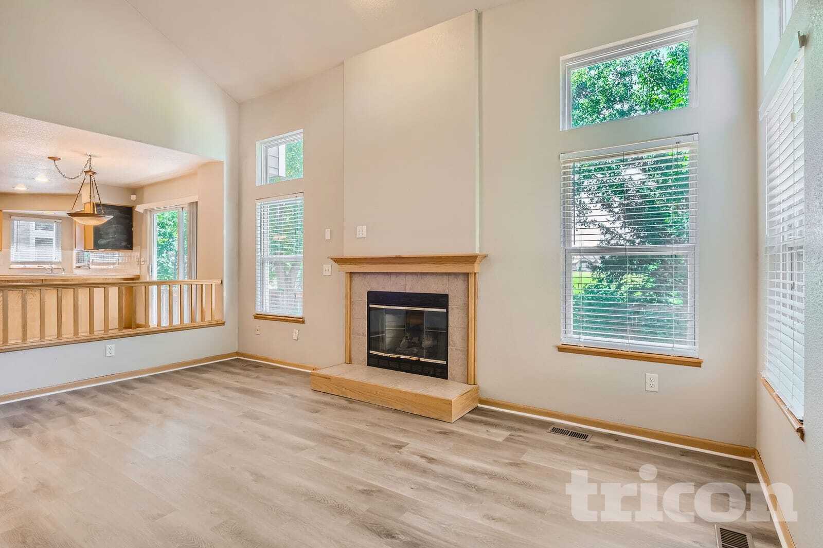 Building Photo - 2215 Sweetwater Creek Dr