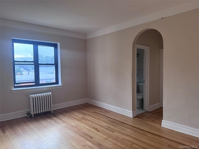 Building Photo - 120 Stonelea Pl
