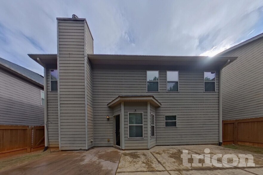 Building Photo - 1562 Pressley Ln