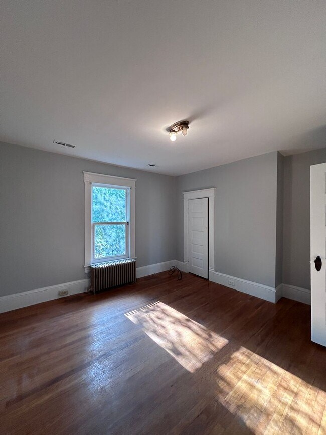 Building Photo - Albemarle/429-431