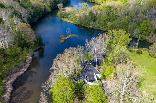 Building Photo - 47 Still River Dr
