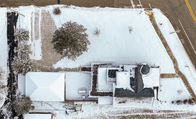 Building Photo - 80 W Geneva St