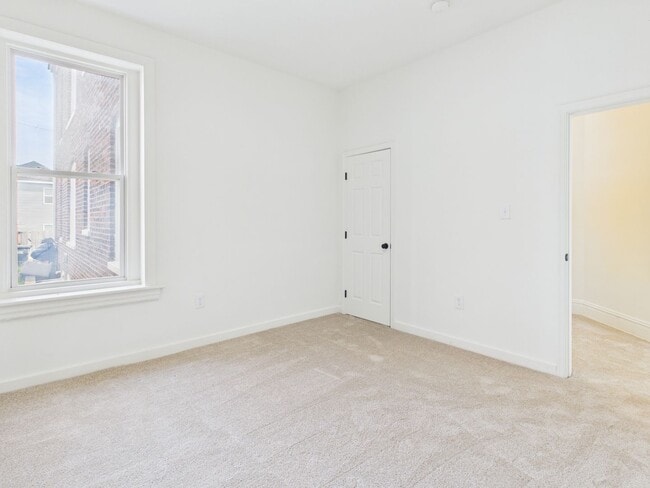 Building Photo - 204 Wellford St