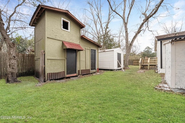 Building Photo - 3035 Lucoma Dr