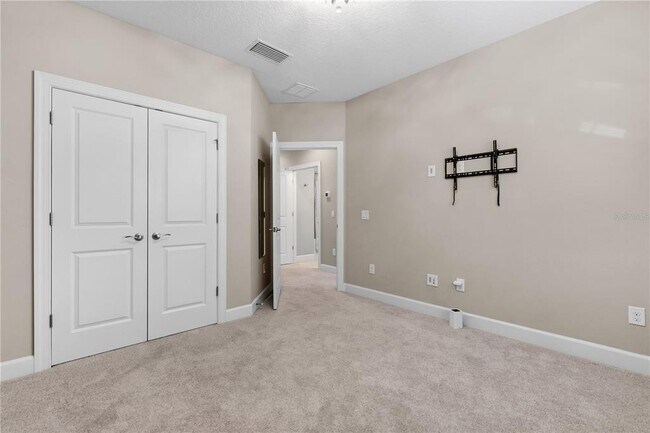 Building Photo - 3167 Moorings Dr S