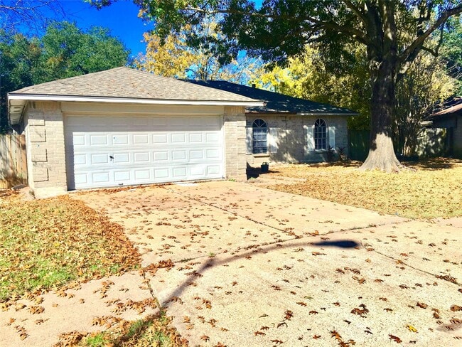 Building Photo - 14626 Wind Hollow Cir