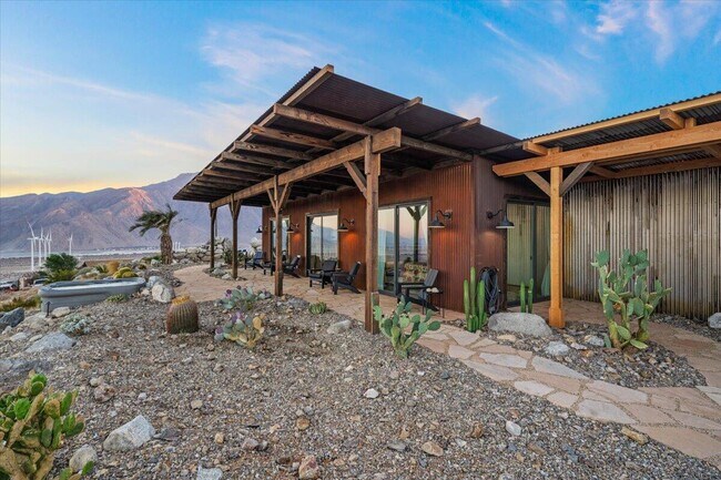 Building Photo - 60620 Kimlin Ave