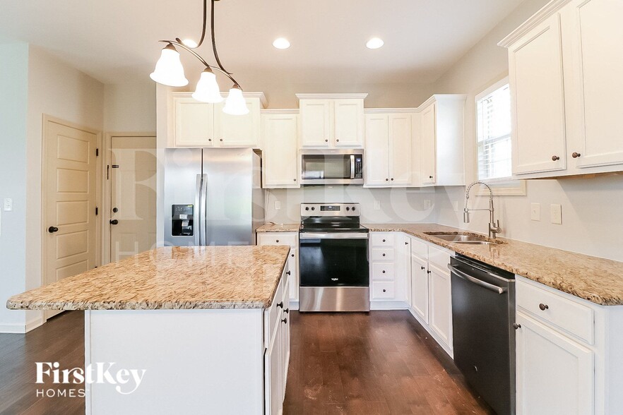 Building Photo - 104 Lanier Pl