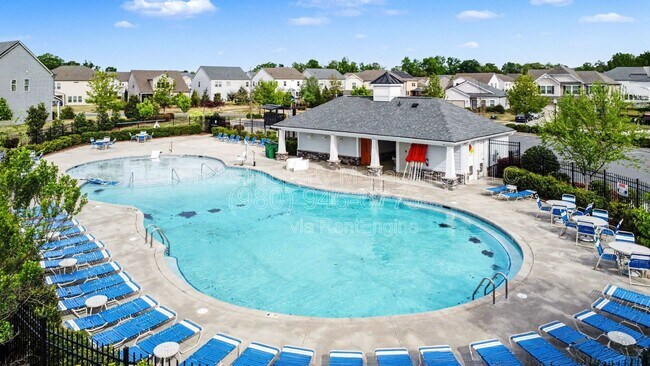 Building Photo - 11144 Comiskey Ln