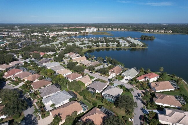Building Photo - 8338 Sailing Loop