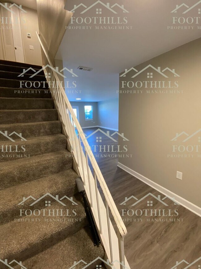 Building Photo - 500 Concord Rd