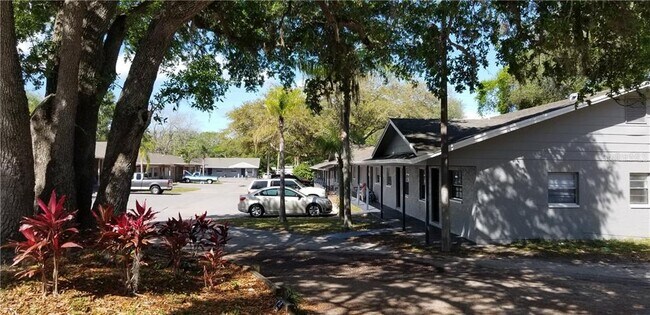 Building Photo - 1113 Tuskawilla Dr