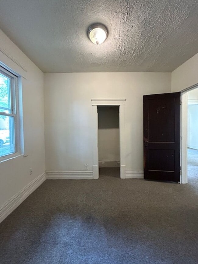 Building Photo - University Park 5BR/2BA—Walkable to UA, Fl...