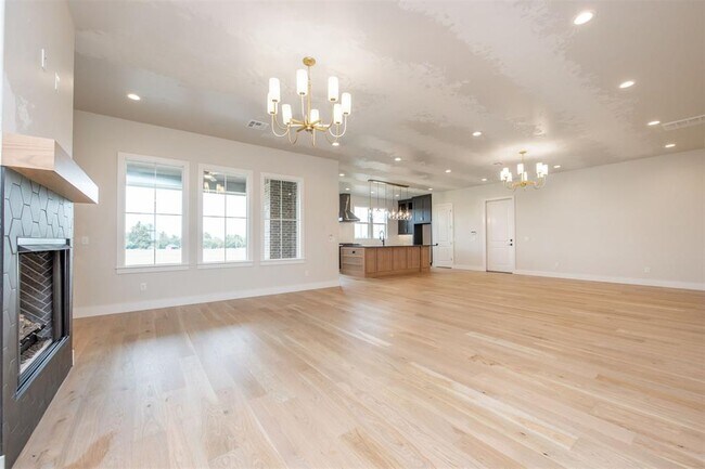 Building Photo - 2920 Edgefield Ln