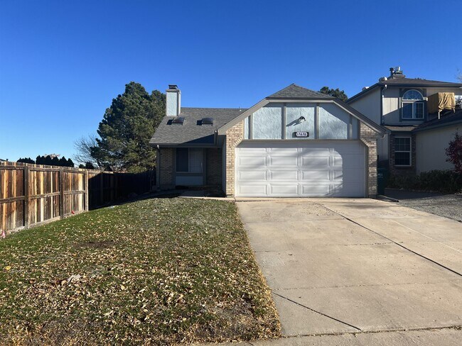 Building Photo - 17676 E Bethany Cir