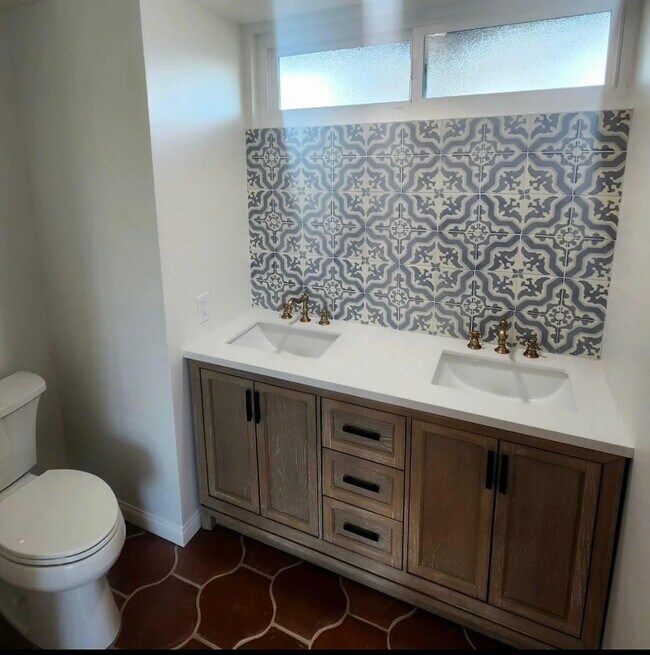 Building Photo - 6227 Lake Apopka Pl