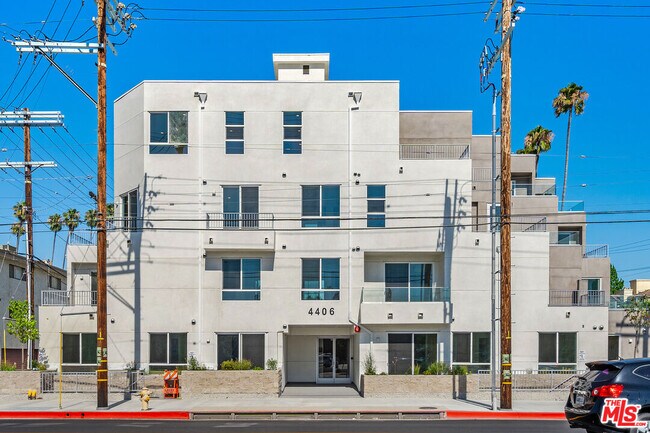 Building Photo - 4406 Fulton Ave