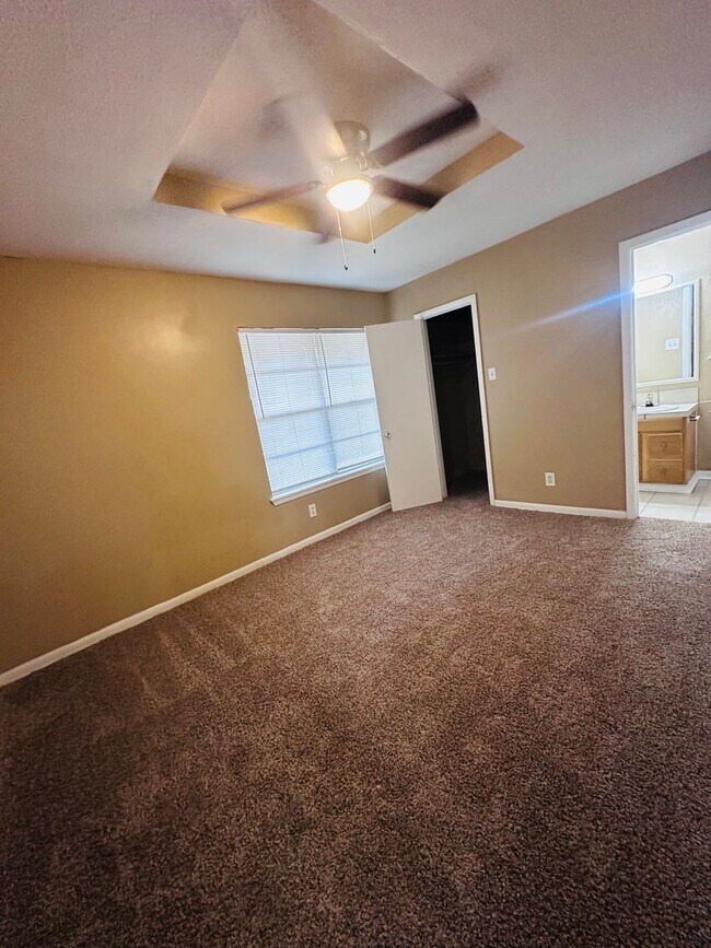 Building Photo - 3 Bedroom House on the Southside For Rent | Corpus Christi