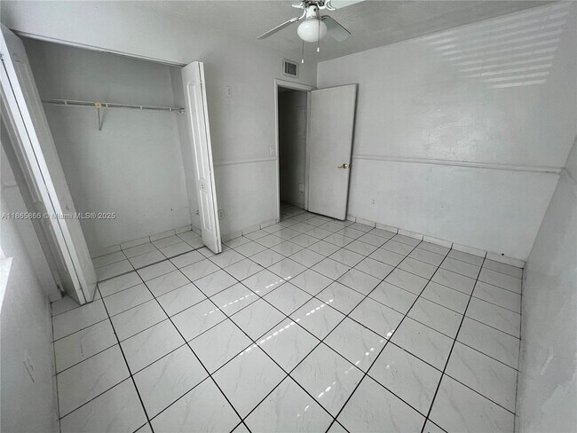 Building Photo - 6515 W 27th Ct